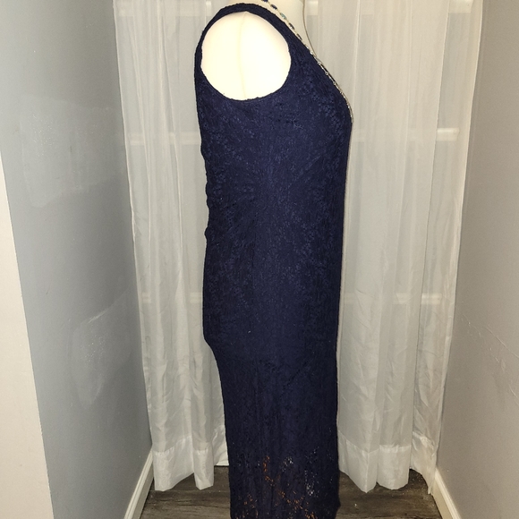 Navy Lace Dress - Picture 3 of 8